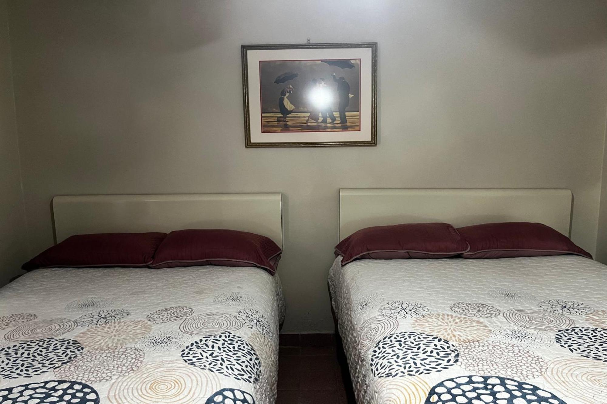 Oyo Hotel Linda Тихуана Екстериор снимка