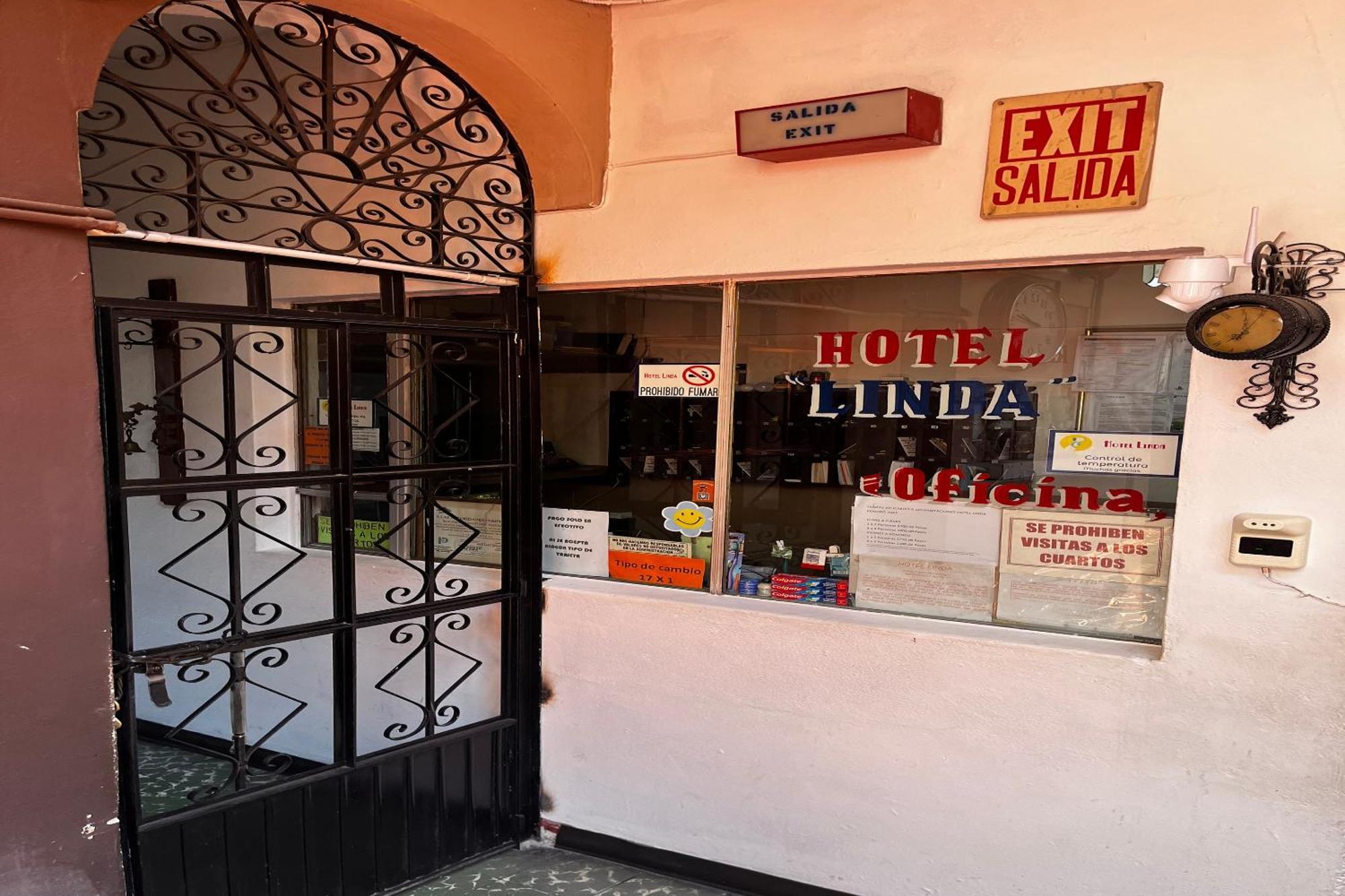 Oyo Hotel Linda Тихуана Екстериор снимка